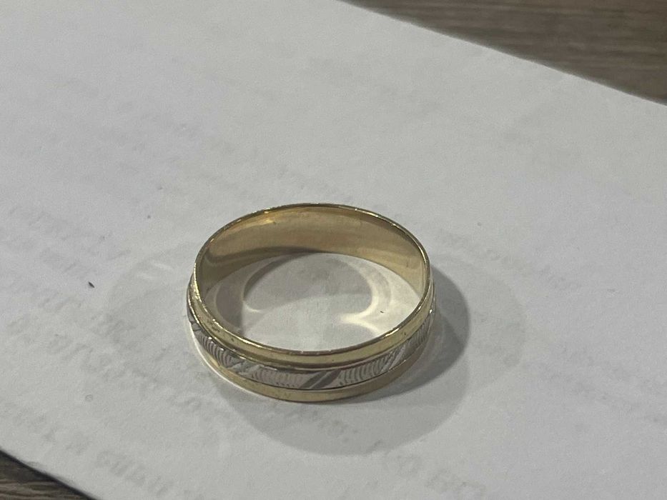 Златен пръстен тип халка 3.2гр