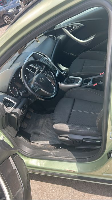 OPEL Astra 2012 — imagine 2