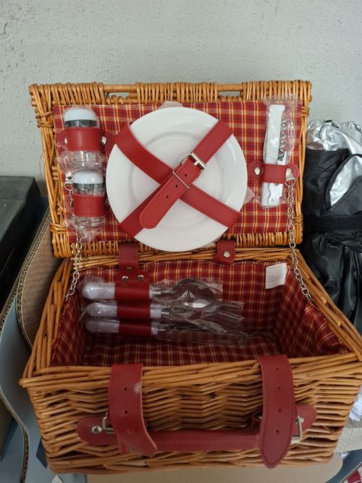 Кошница за пикник
