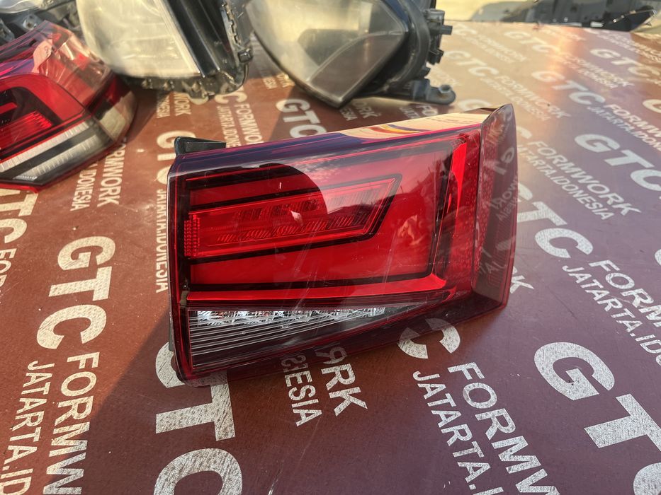 Стоп Seat Ateca Десен 2 бр ляв и десен