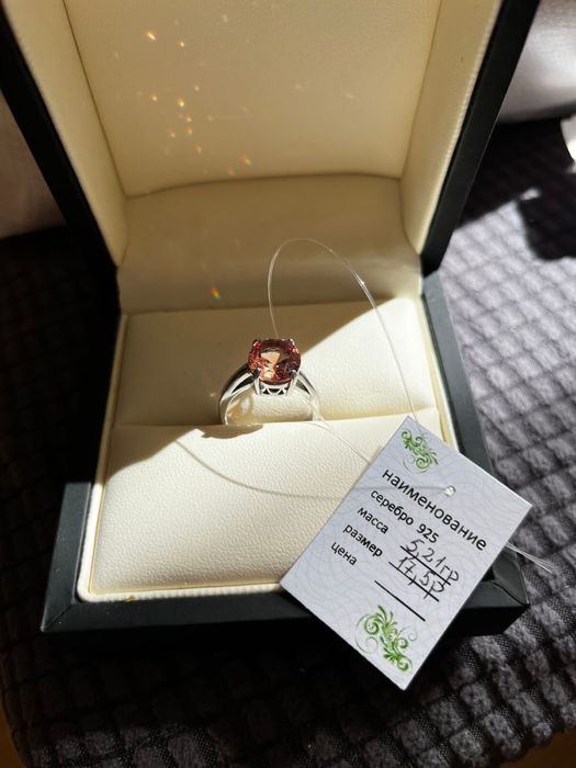 Продам кольцо серебро 925