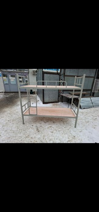 Продам двухярусную кровать