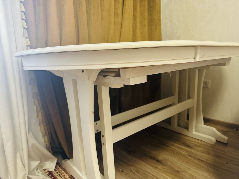 Стол овальный, размер 300/100