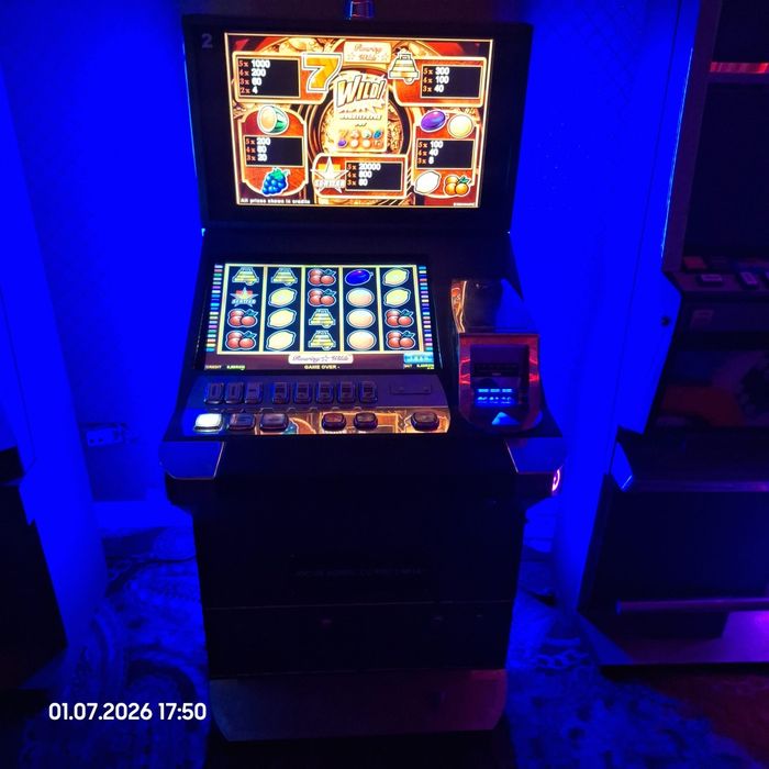 Vand Slot machine 77777 pacanele