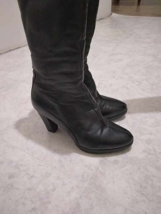 Продам ботинки зимнии