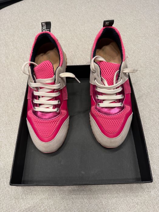 Маратонки Dsquared2 и Love Moschino