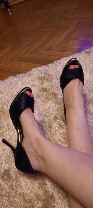 Pantofi decupați șaten negru cu auriu Nine West