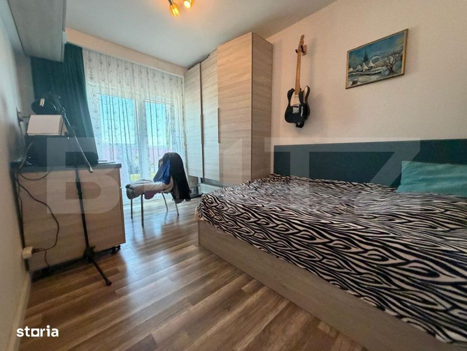 Apartament 4 camere deco, 2 bai, 82 mp, lift nou, parcare primarie zon