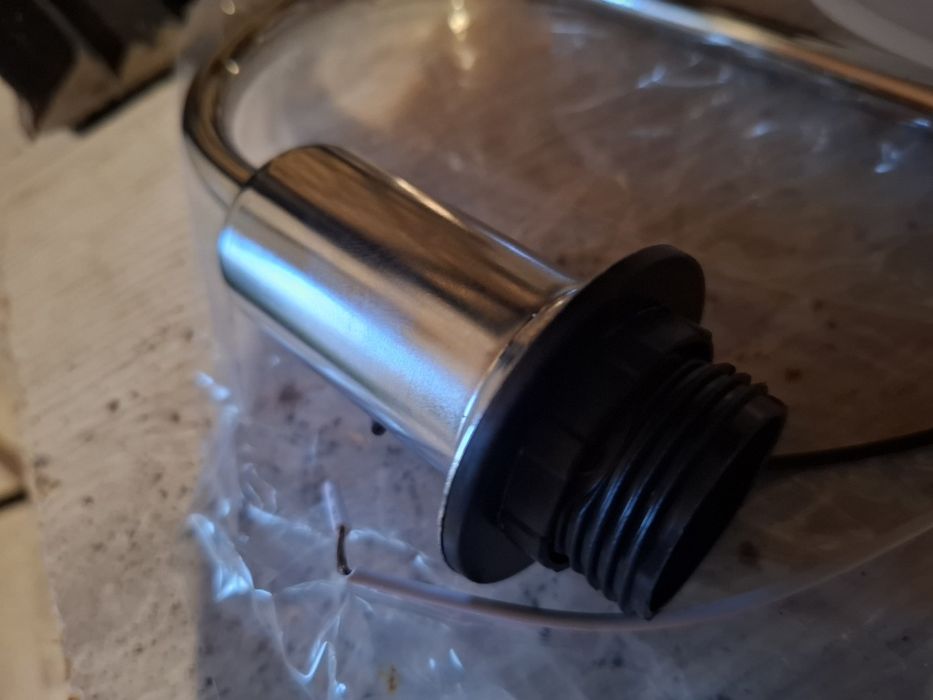 Vand spoturi pentru casa