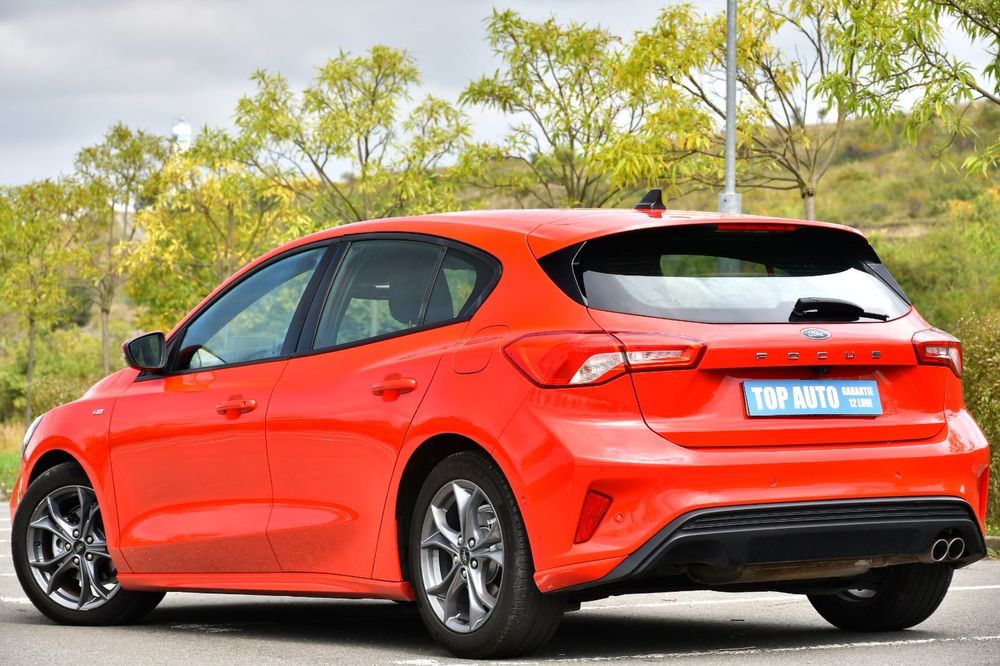 Ford Focus ST-Line Culoare deosebita Oferta