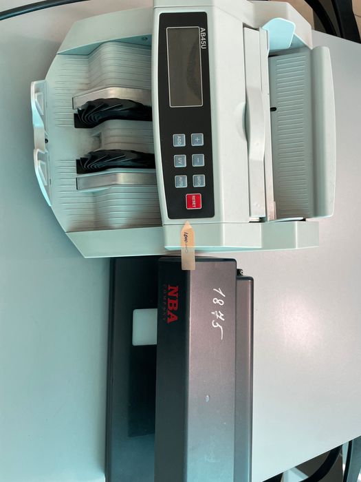 Счётчик купюр / машинка для счета денег