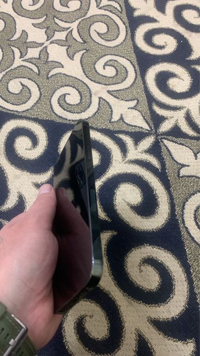 Айфон 12 64г ориг