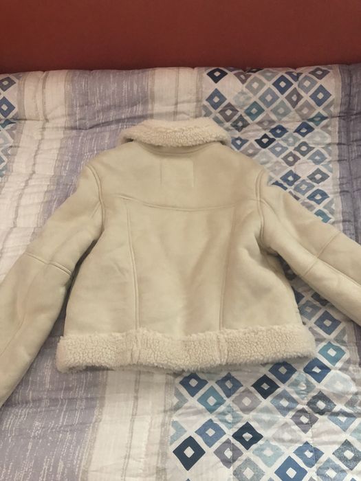 Късо палтенце на Бершка