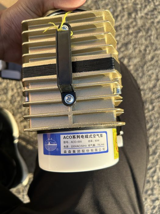 Компрессор продаеться