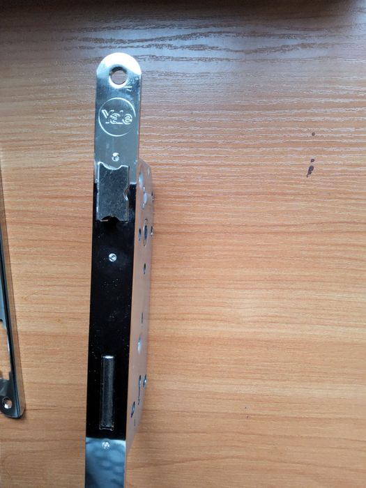 2бр. Обикновени брави за интериорни врати