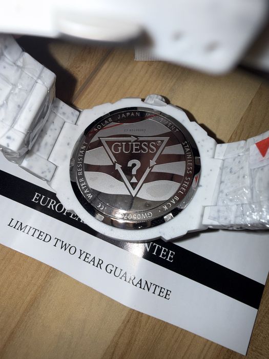 Ceas Guess Eco Edition Alb