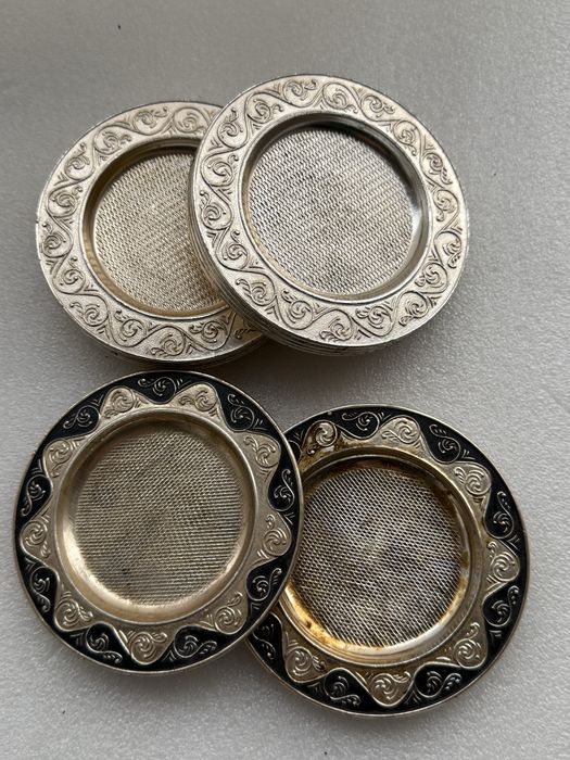 Ложки, кружки, стаканы