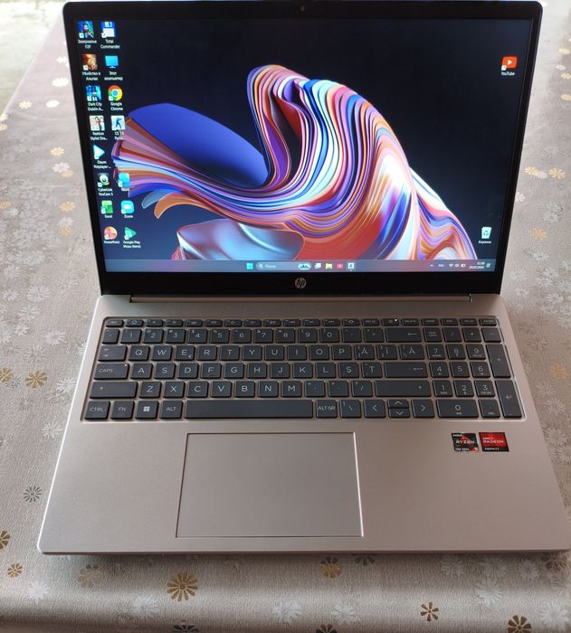 Ноутбук HP Laptop 15 Ryzen 5 / 16GB / 512SSD