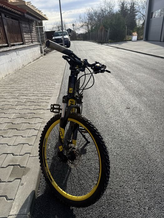 Продавам велосипед  24