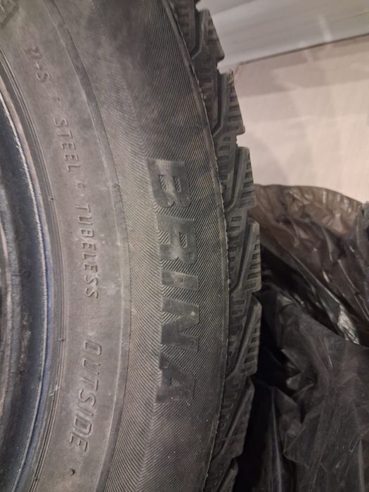 Продам Зимние шины