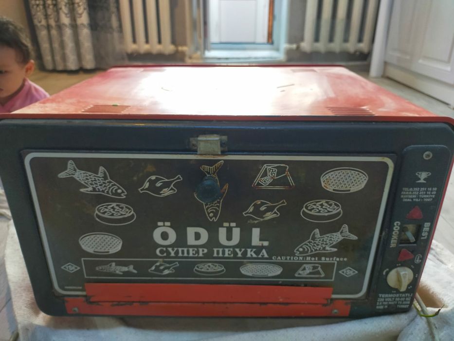 продаются духовка печь