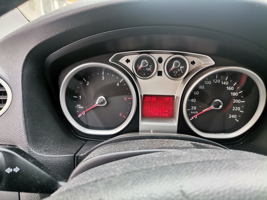 FORD Focus 2009 — imagine 5