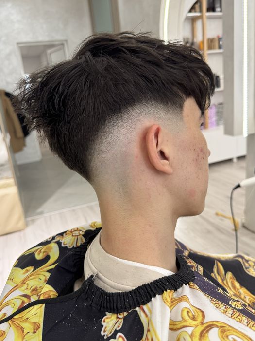 Servicii frizerie pentru toate stilurile