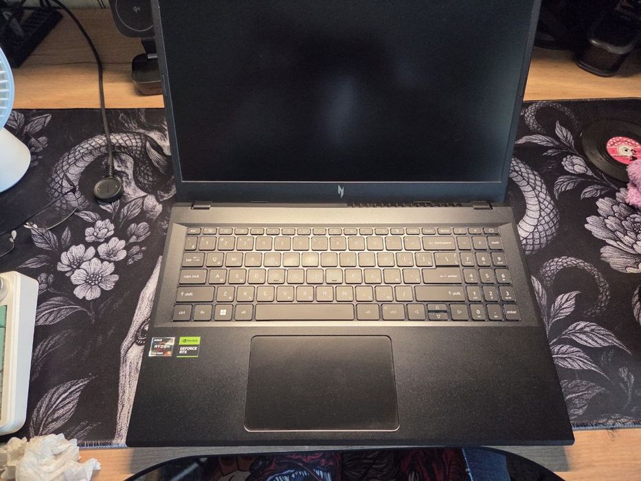Продам ноутбук Acer Nitro V15
