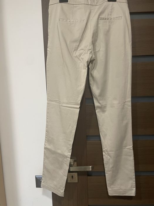 Pantaloni bej femei Mango