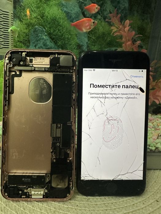 Продам сразу два iPhone 7