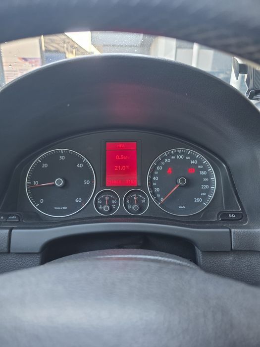 VOLKSWAGEN Golf Plus 2009 — imagine 5