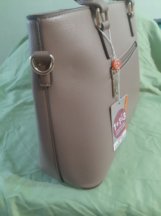 Продам сумку срочно