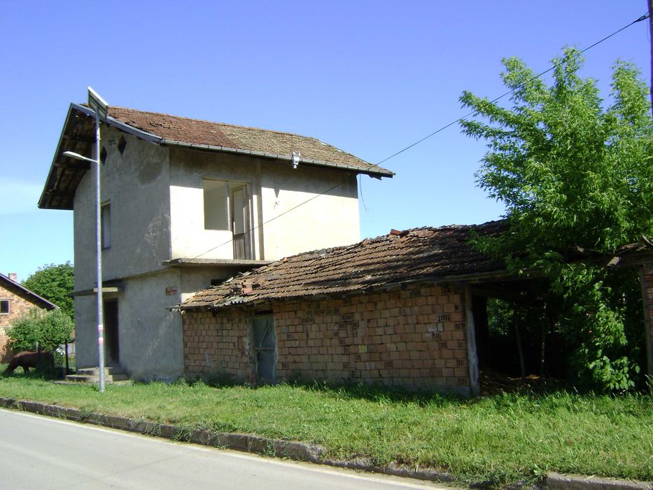 Продава се Къща в с. Кайнарджа, Област Силистра - 475 кв.м за 74 €/кв.м - Снимка #1