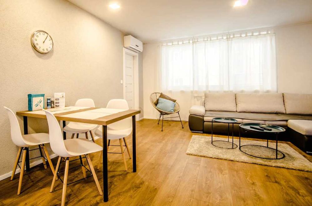 Дава се под наем Двустаен апартамент в Пловдив, Кючук Париж - 68 кв.м за 280.5 € - Снимка #2