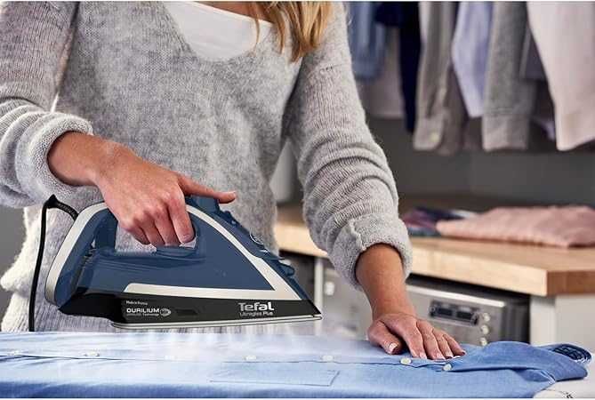 Парна ютия против котлен камък, 2800 W Tefal FV6846 Ultragliss Plus