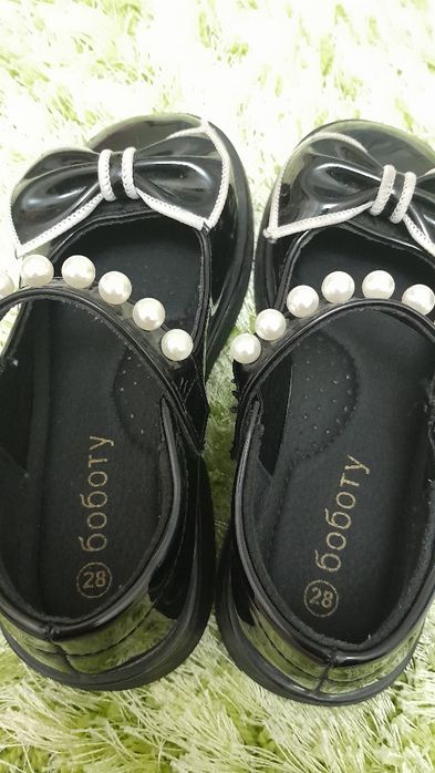 Qizlar tuflisi sotiladi 55000 sumdan. Продаётся туфли для девочек б/у