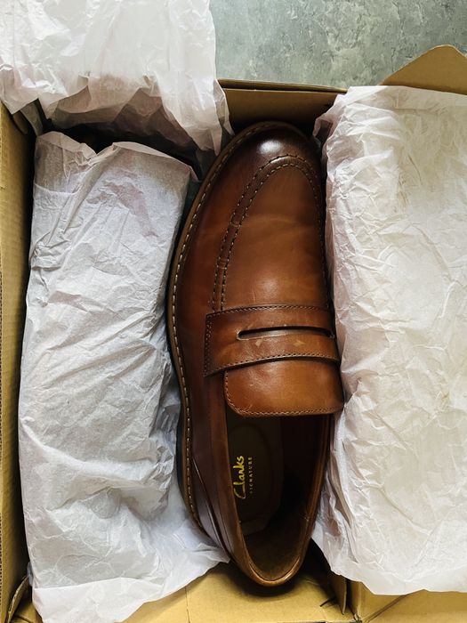 Charm tufli erkaklar Clarks