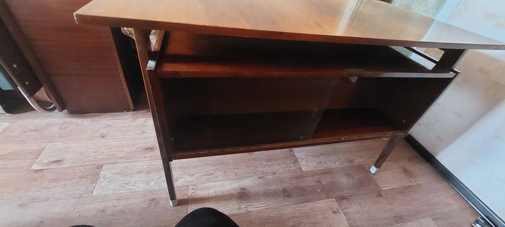 Письменный  стол