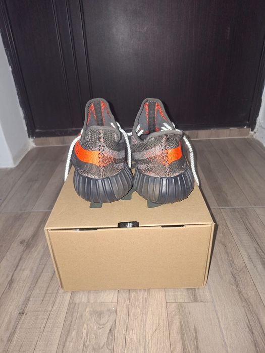 Vand Yezzy 350 carbon beluga