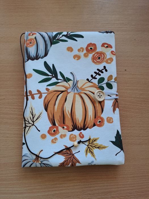 Текстилни калъфи/ подвързии за книги