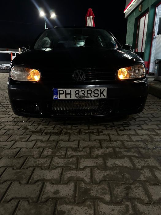 Vand golf 4 1.6 benzina