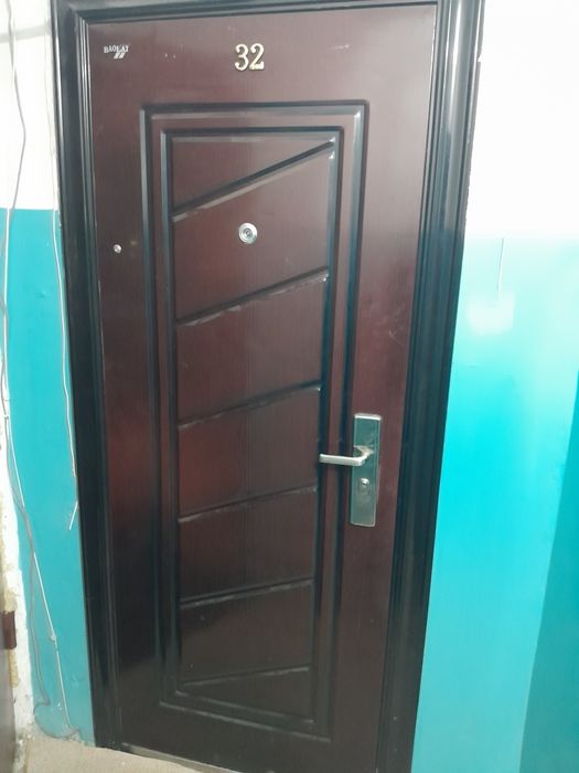 Дверь входная металлическая