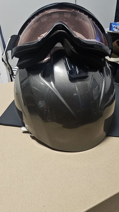 Ски каска + очила