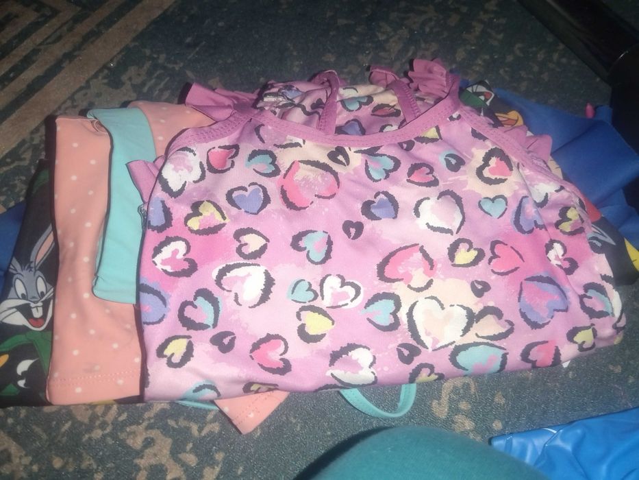 Отдам детские вещи