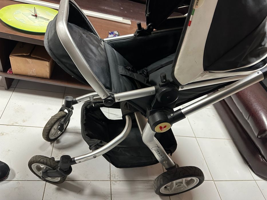 Детска количка запазена