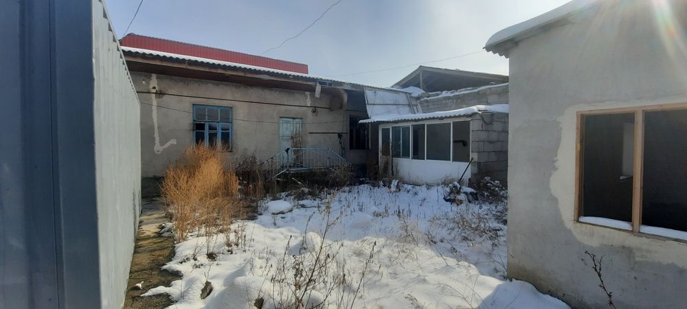 15.8 sotok turar joy