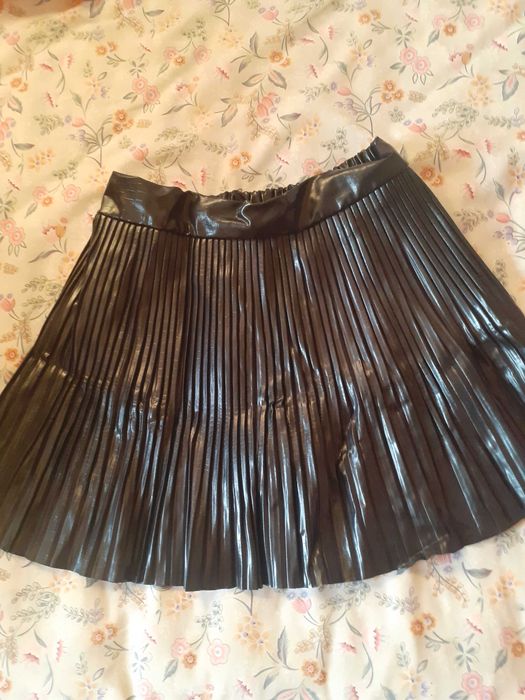 Дамска  кожена страхотна поличка