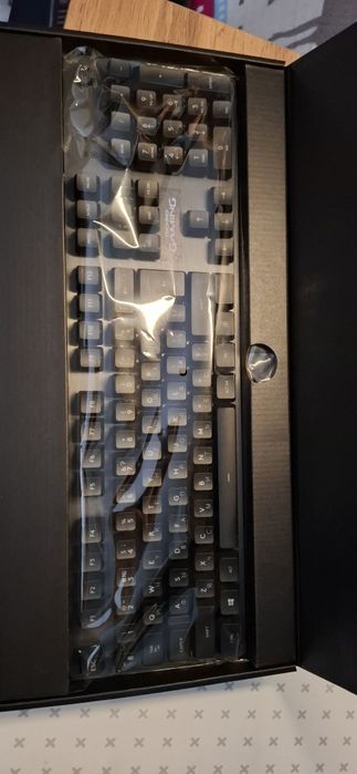 Клавиатура Logitech G413