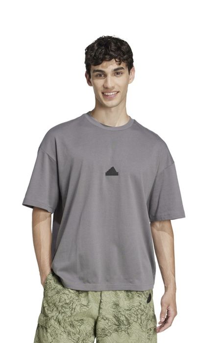 Нова.  Мъжка оригинална блузка.  Adidas