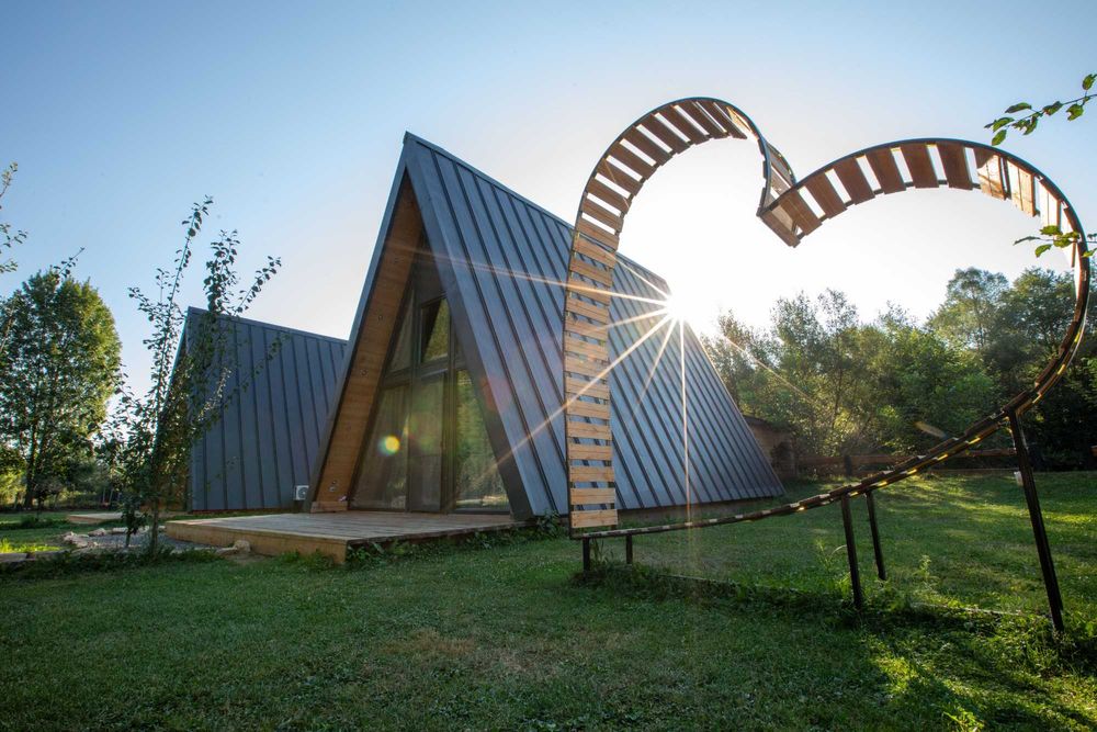 Cabana A-frame cu ciubar de inchiriat in Bologa,jud CJ